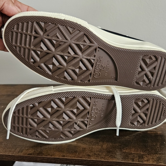NWOT Converse x Comme des Garçons Collection Colab Men's size 5 Women’s size 7 - Picture 4 of 8